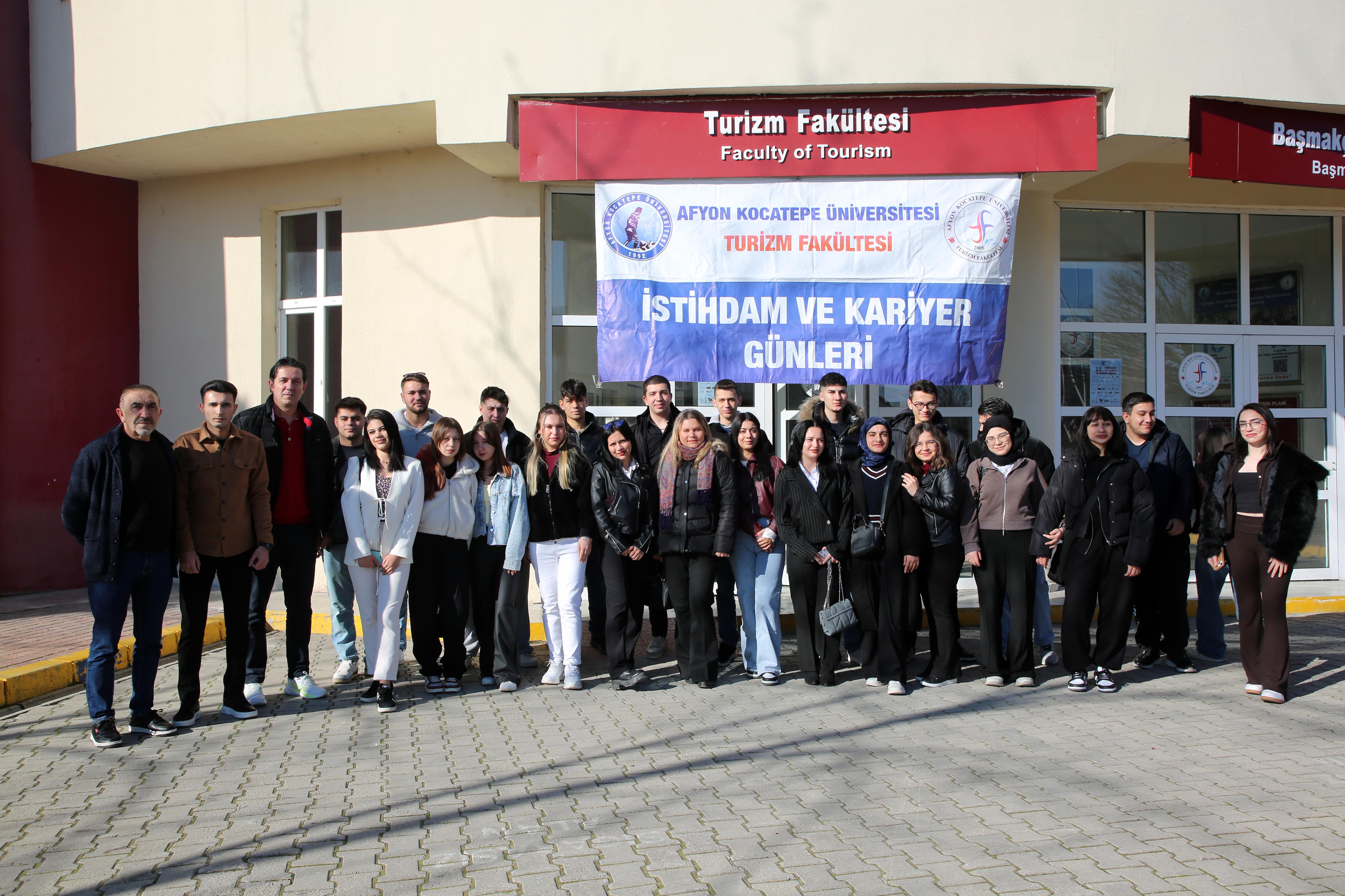 AKÜ’de İstihdam Ve Kariyer Günleri Etkinliğine Büyük İlgi