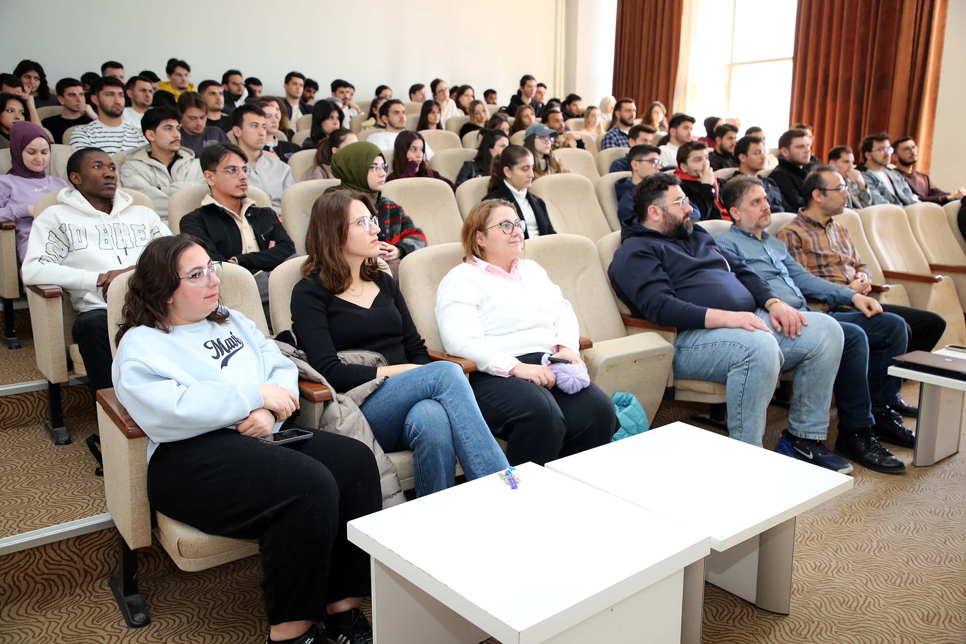 Kampüsten Dünyaya Köprü: AKÜ’de Erasmus Fırsatları Masaya Yatırıldı