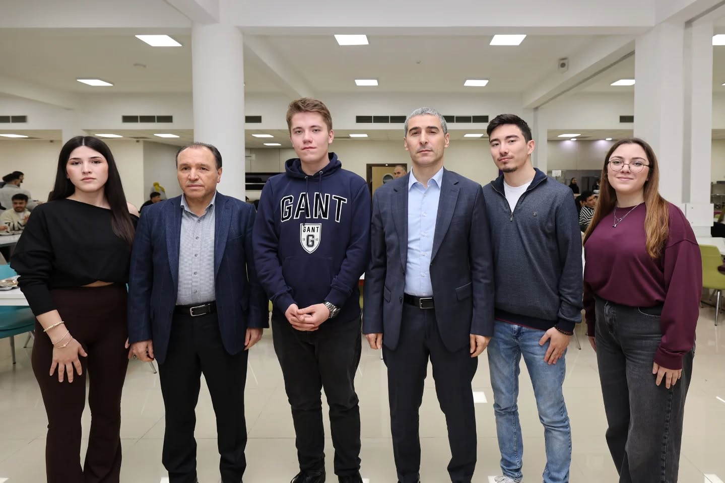 Vali Aktaş, Üniversite Öğrencileriyle İftarda Buluştu