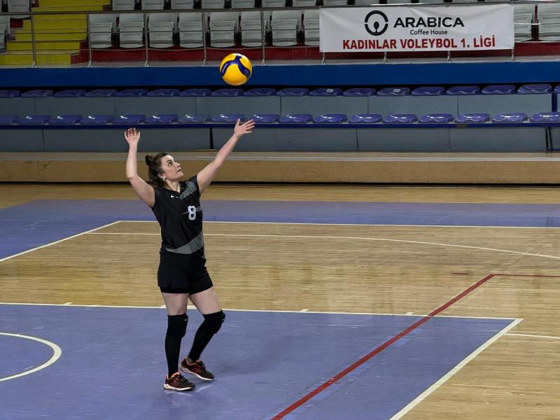 8 Mart Dünya Kadınlar Günü Voleybol Müsabakaları Tamamlandı