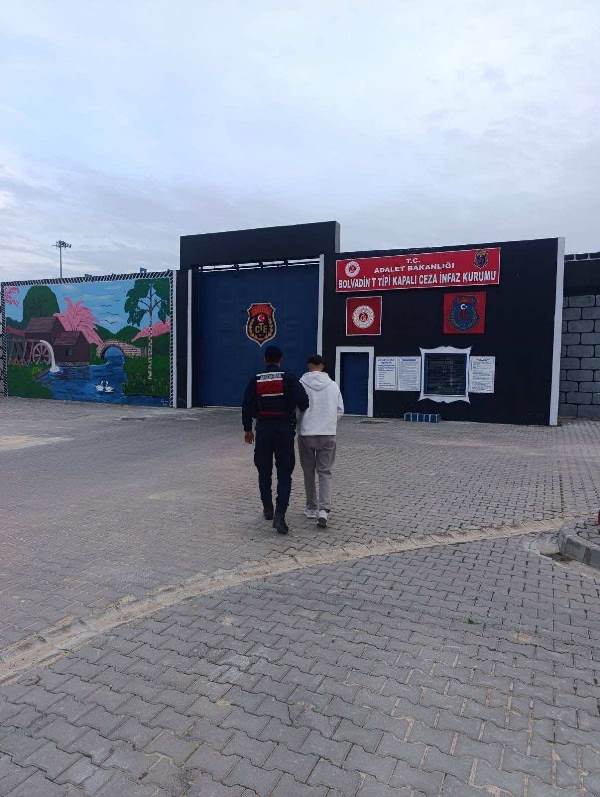 Afyon’da Jandarmadan Suçlulara Darbe: 1 Haftada 31 Şahıs Yakalandı!