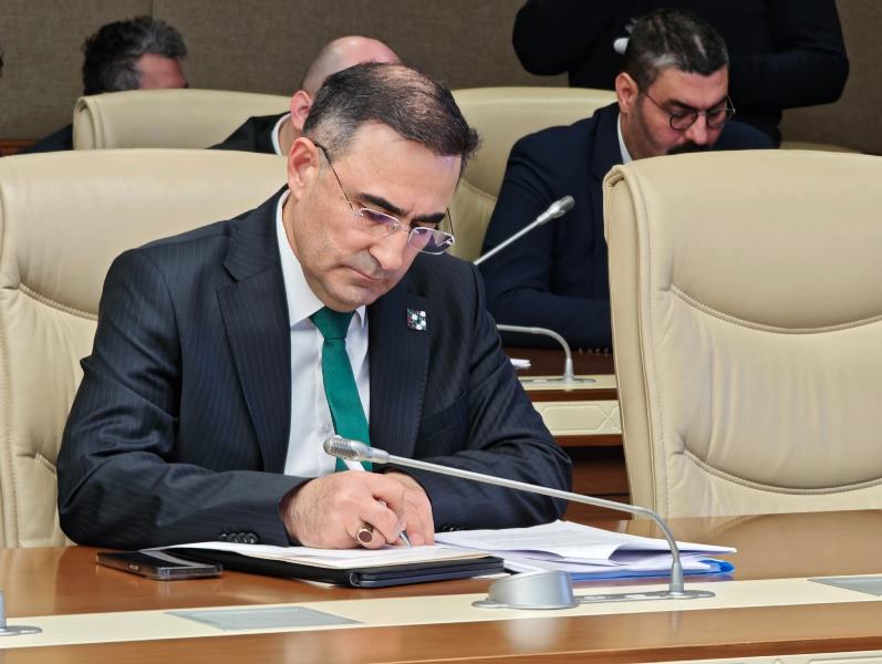 “Aileyi Güçlendirecek Düzenlemeler Komisyon Gündeminde”