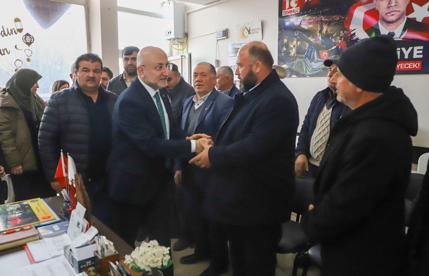 AK Parti Afyonkarahisar Teşkilatı, Sinanpaşa’da Bayramlaştı