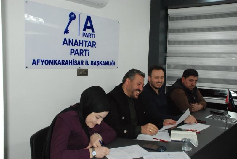 Anahtar Parti 3 Mayıs’ta Yeni Binasında Halkı Dinleyecek