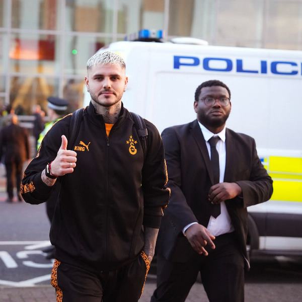 Aslan İngiltere’ye Ayak Bastı!