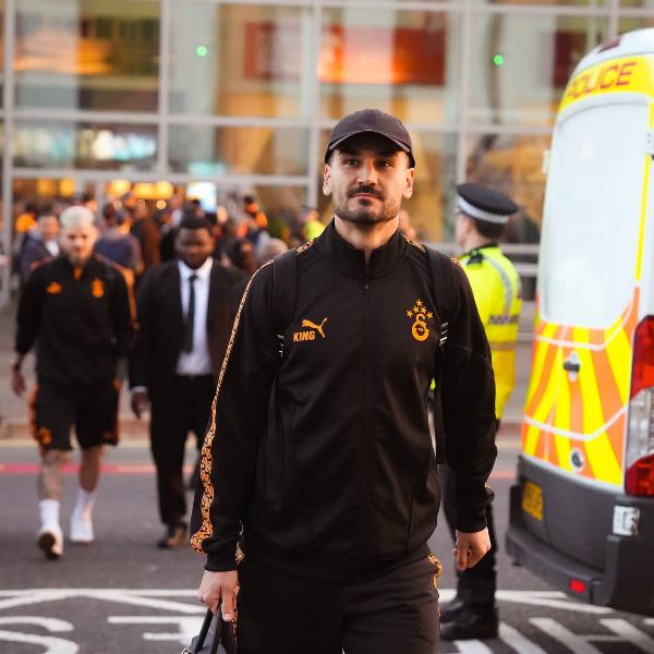 Aslan İngiltere’ye Ayak Bastı!