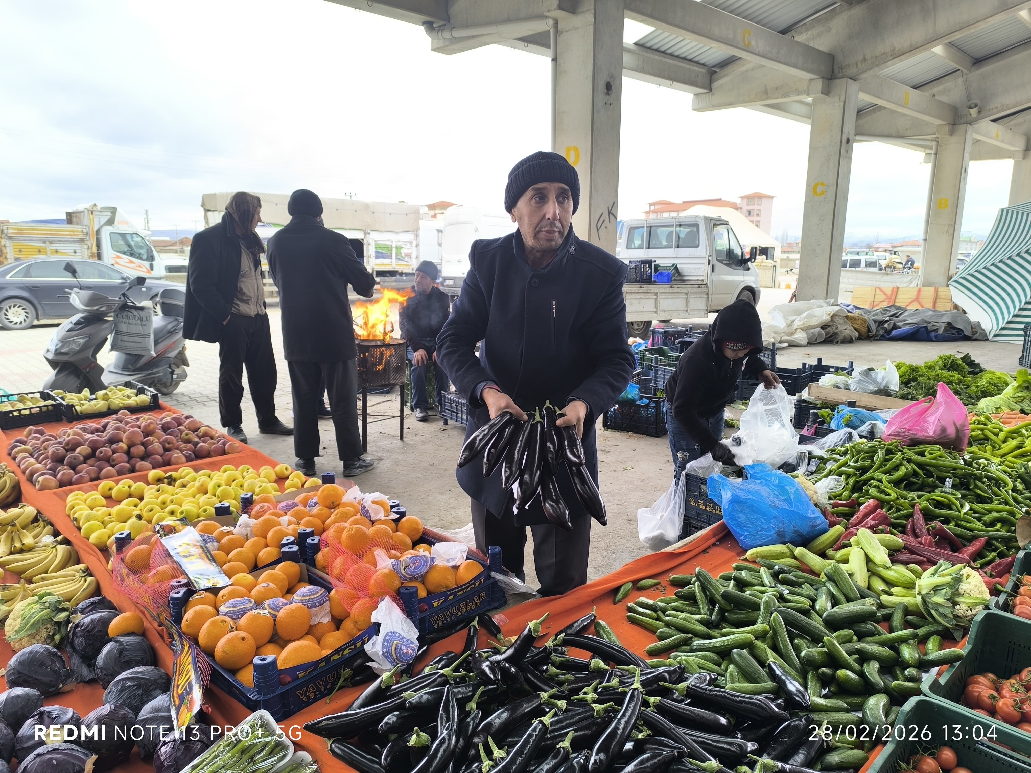 Afyonkarahisar Pazarlarında Zam Şampiyonu Patlıcan Oldu