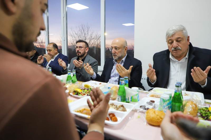 Başkan Şahin Işıklar’da İftar Programına Katıldı
