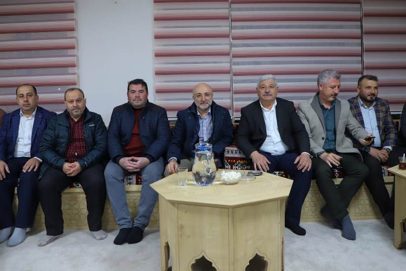 Başkan Şahin Işıklar’da İftar Programına Katıldı