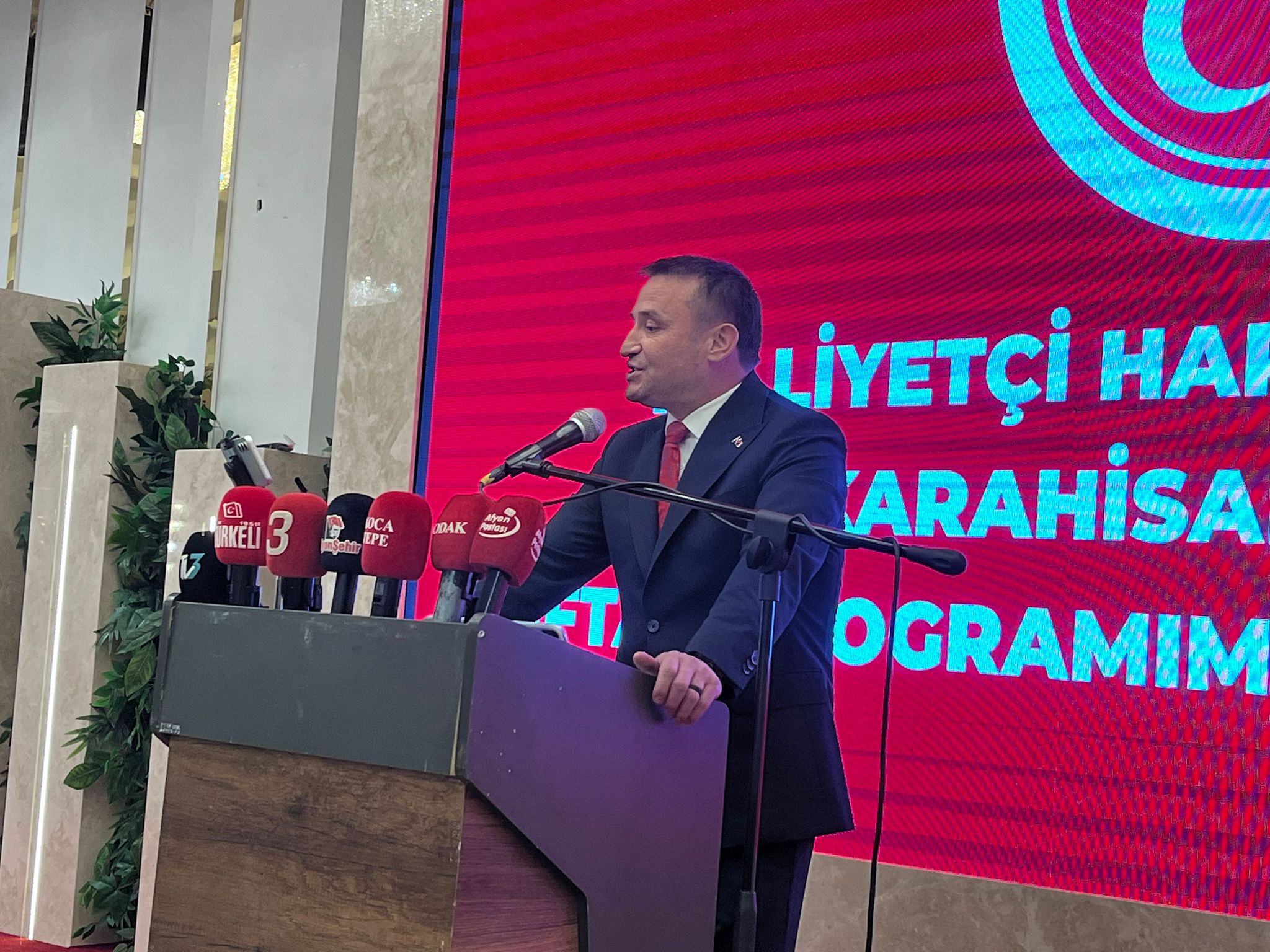 MHP Afyonkarahisar Teşkilatı İftar Sofrasında Buluştu  “Cumhur İttifakı Türkiye Yüzyılı’nın En Sağlam Teminatıdır”