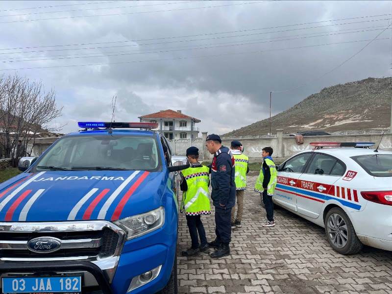 Çobanlar’da Öğrencilere Trafik Bilinci Aşılandı