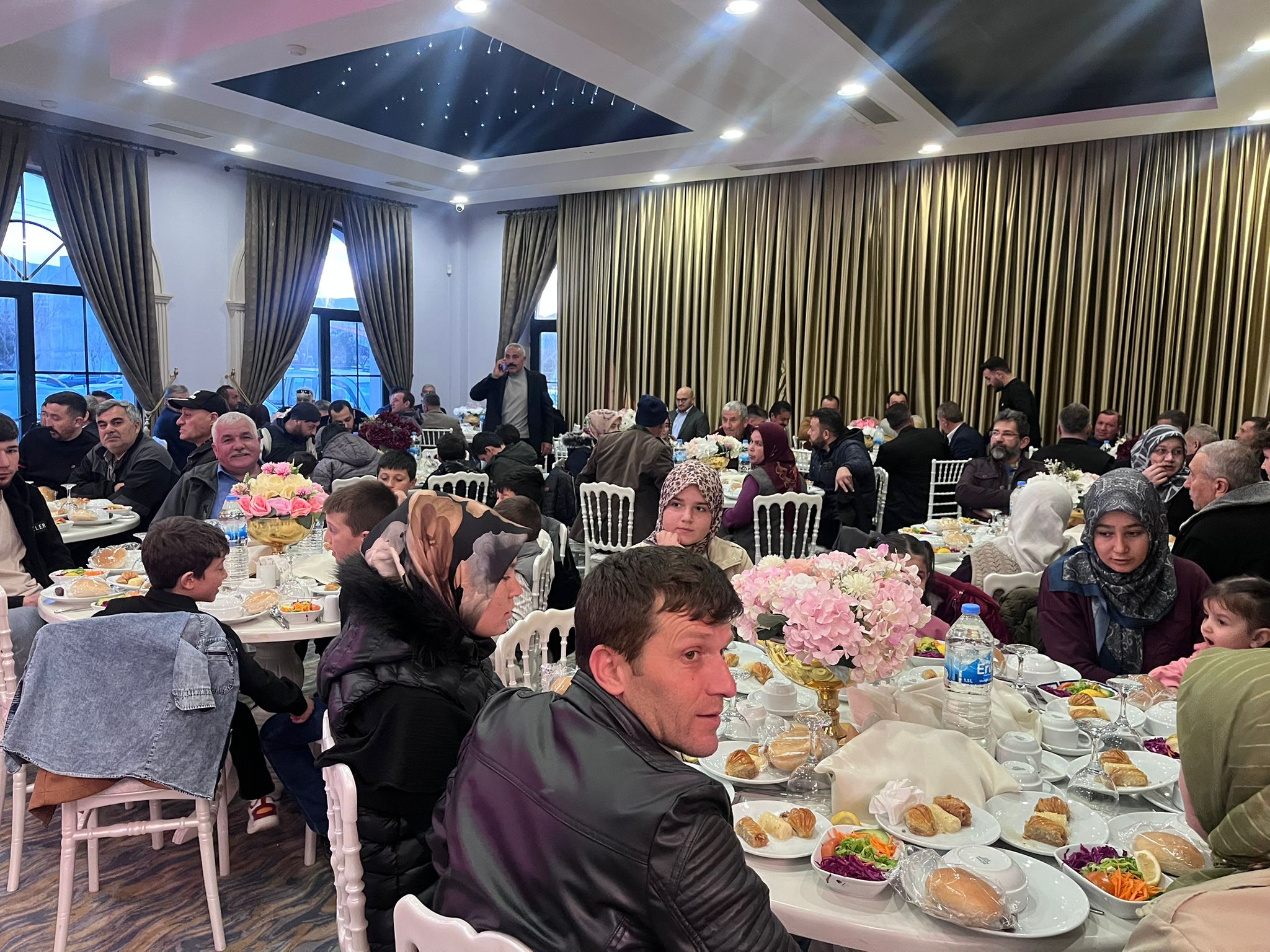 MHP Afyonkarahisar Teşkilatı İftar Sofrasında Buluştu  “Cumhur İttifakı Türkiye Yüzyılı’nın En Sağlam Teminatıdır”