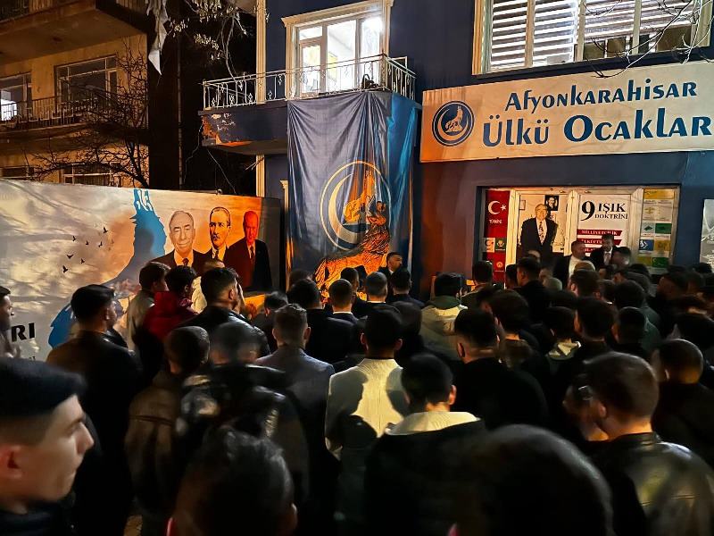 “Ferman Başbuğun, Fakülteler Bizimdir”