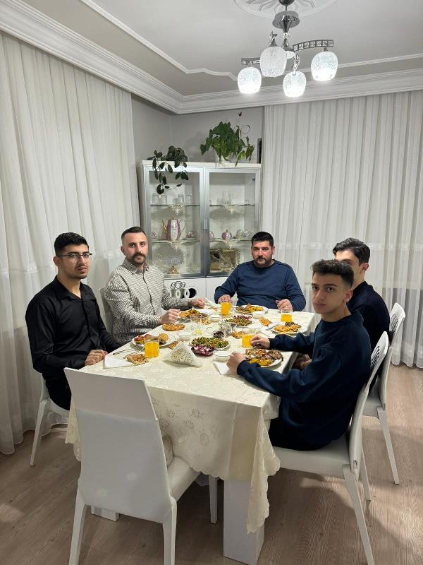 MHP’den Öğrencilere Aile Sıcaklığında İftar