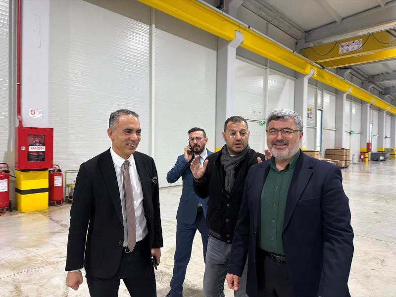 Milletvekili Özkaya, Özpet’in Yeni Fabrikasını Ziyaret Etti