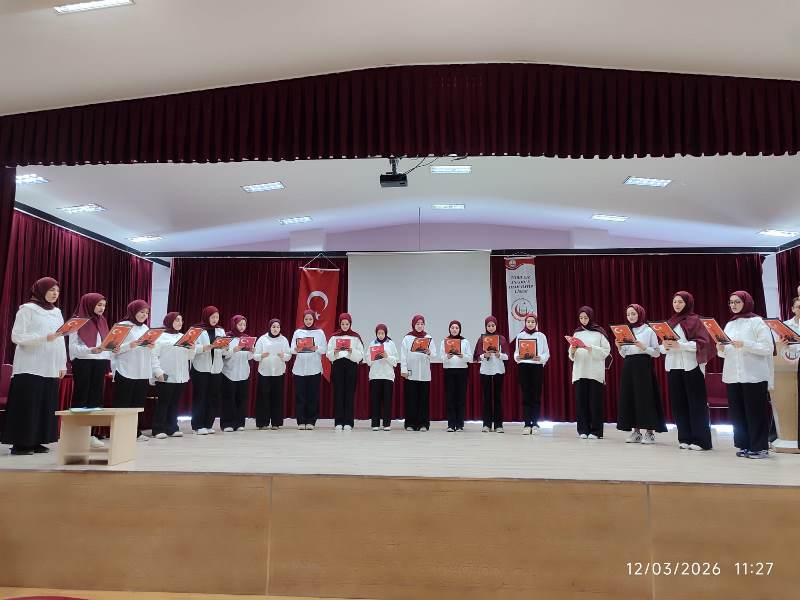 TOBB Kız Anadolu İmam Hatip Lisesi’nde “İstiklal Marşı ve Çanakkale Ruhu” Programı Gerçekleşti