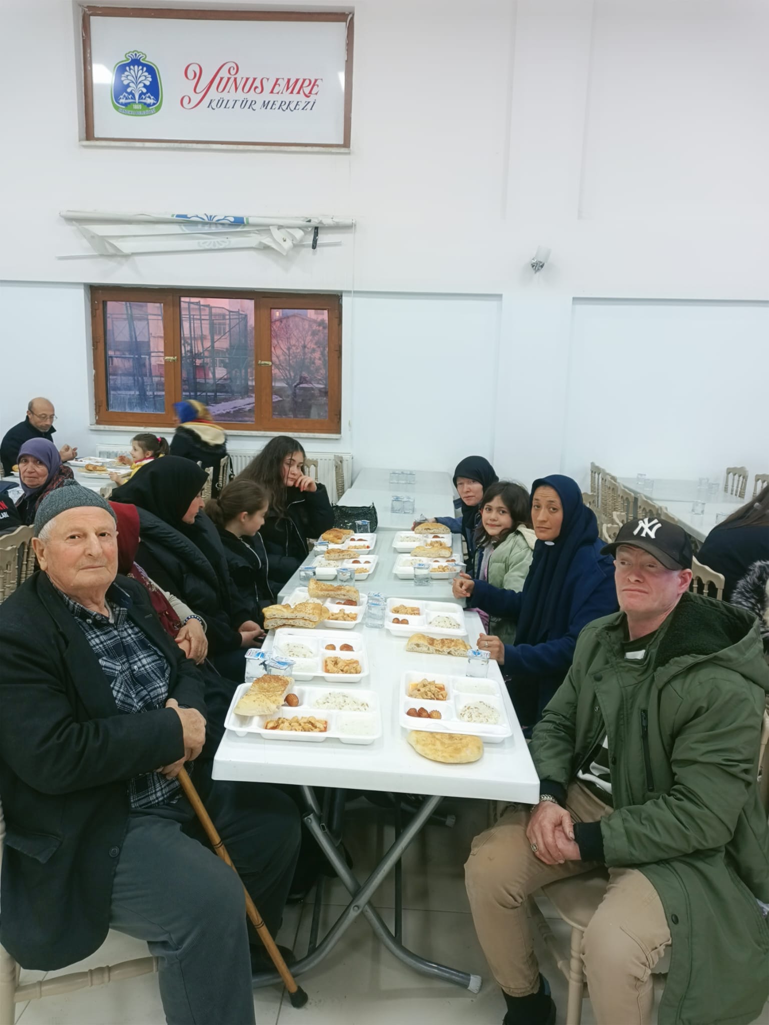 Sandıklı'da görme engelliler iftar programında buluştu