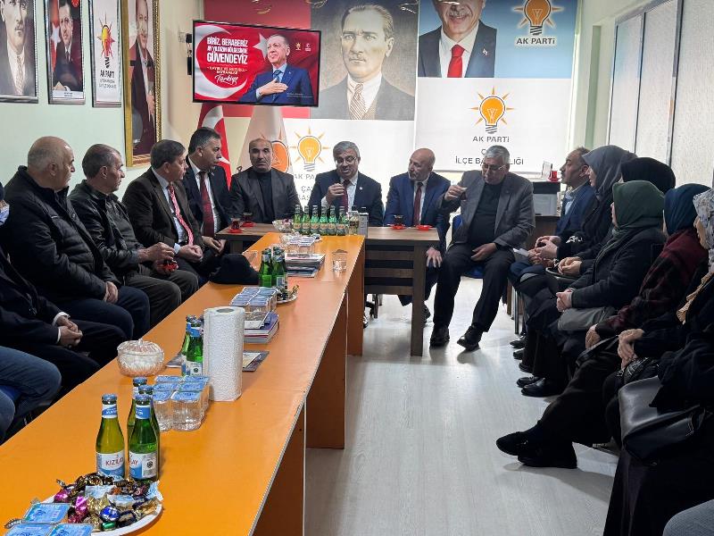 Yurdunuseven İlçelerde Vatandaşlarla Bayramlaştı