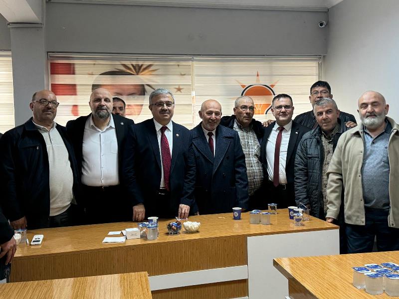 Yurdunuseven İlçelerde Vatandaşlarla Bayramlaştı