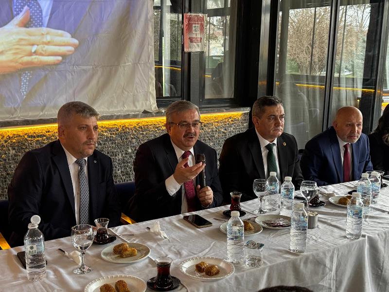 Yurdunuseven İlçelerde Vatandaşlarla Bayramlaştı