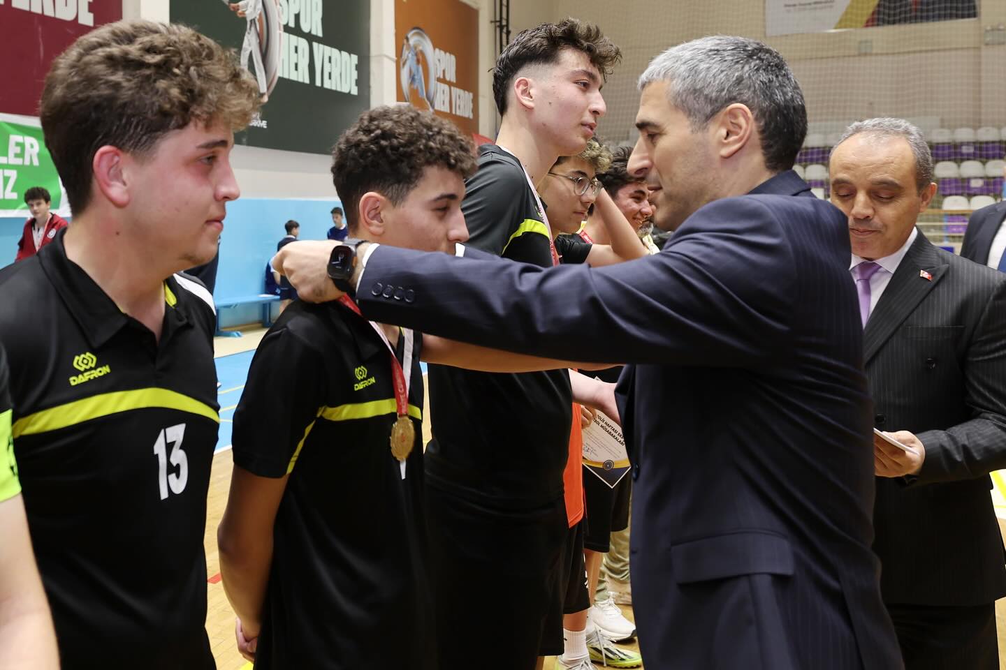 Afyonkarahisar’da “Gençler Sporda Gelecek Emniyette” Turnuvası Sona Erdi