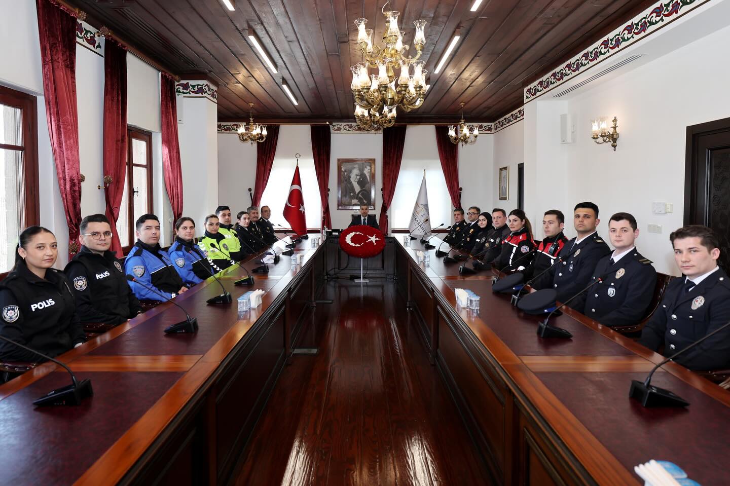 Vali Aktaş, Emniyet Teşkilatı Mensuplarını Kabul Etti