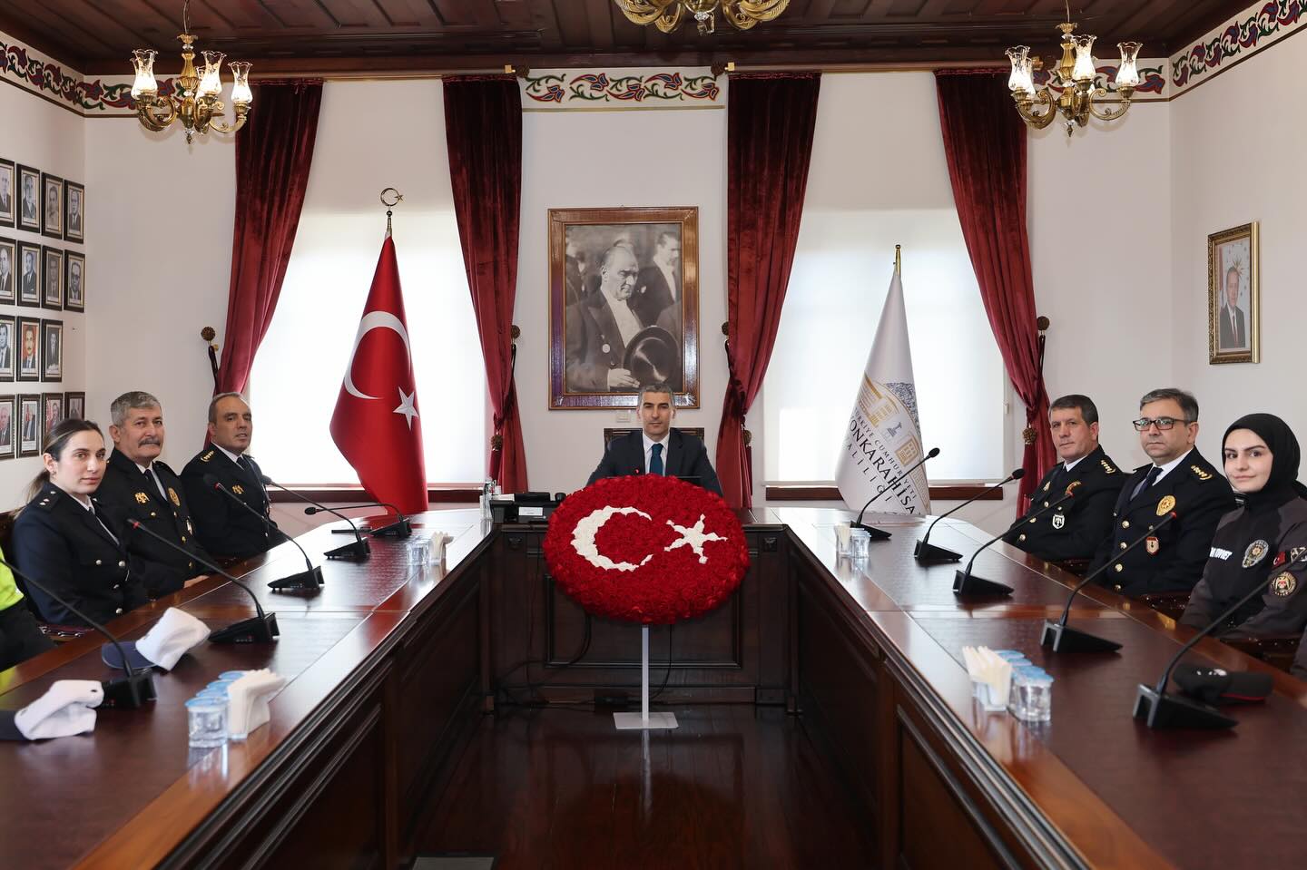 Vali Aktaş, Emniyet Teşkilatı Mensuplarını Kabul Etti