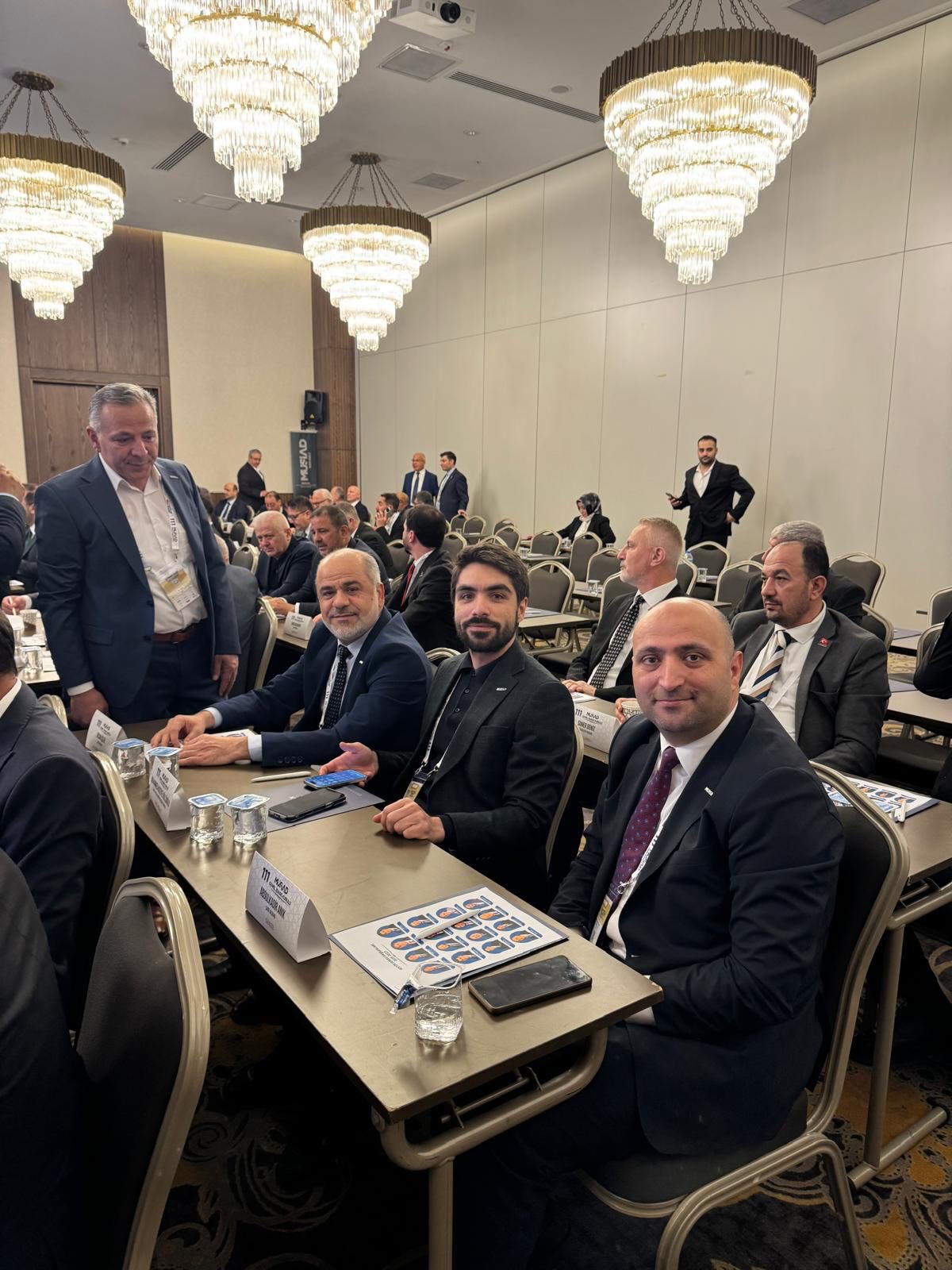 MÜSİAD Afyonkarahisar Heyeti Kocaeli’de İstişare Kurulu Toplantısına Katıldı