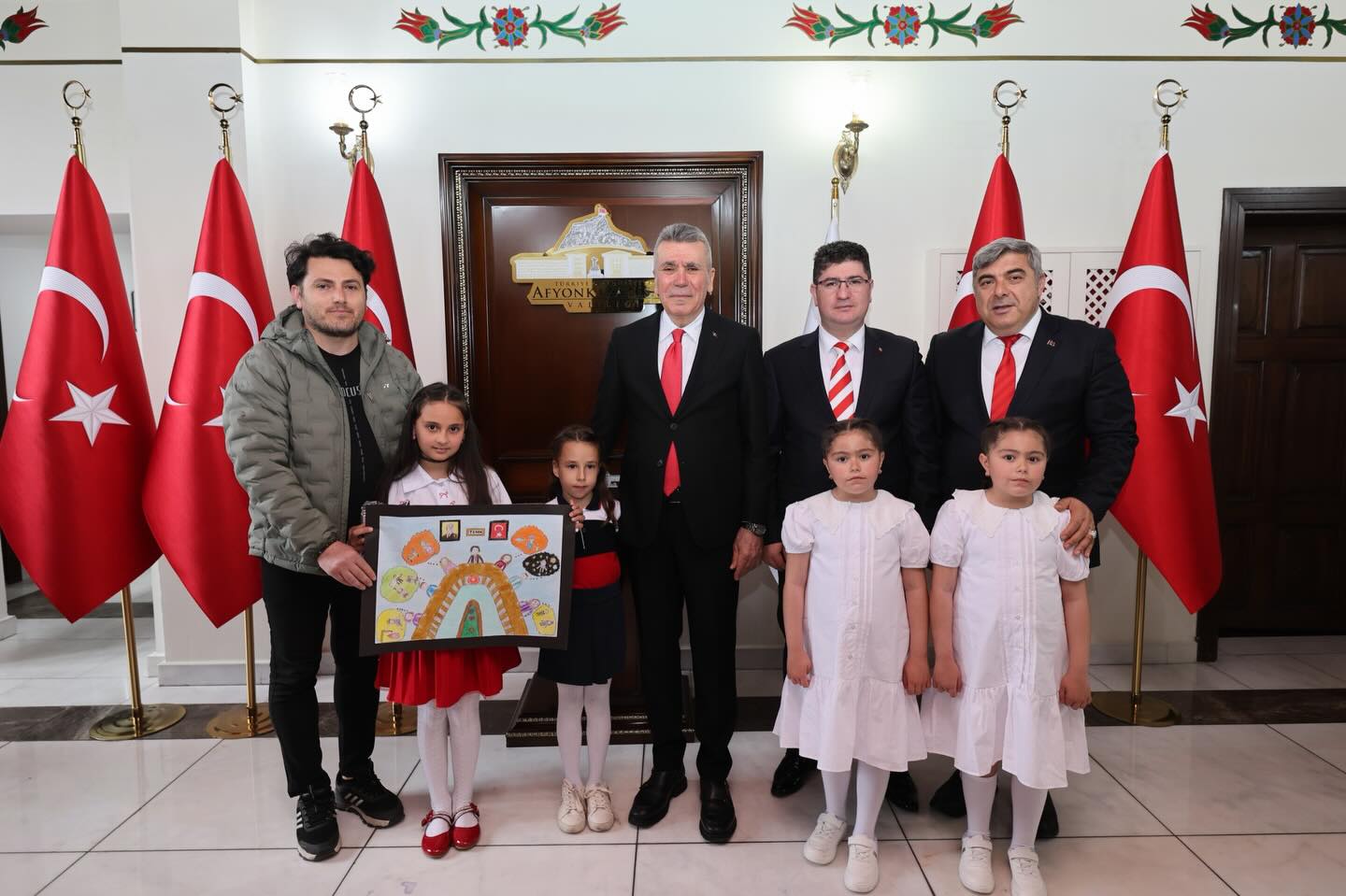 Afyonkarahisar’da 23 Nisan Coşkusu: Dereceye Giren Öğrenciler Ödüllendirildi