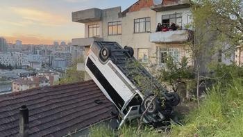Kağıthane’de Feci Kaza: Çatıya Uçan Okul Servisinin Şoförü Hayatını Kaybetti