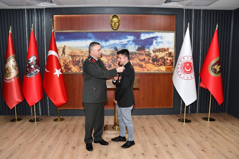 Afyon’da 2 Gaziye “Malul Gazi” Rozeti Takıldı