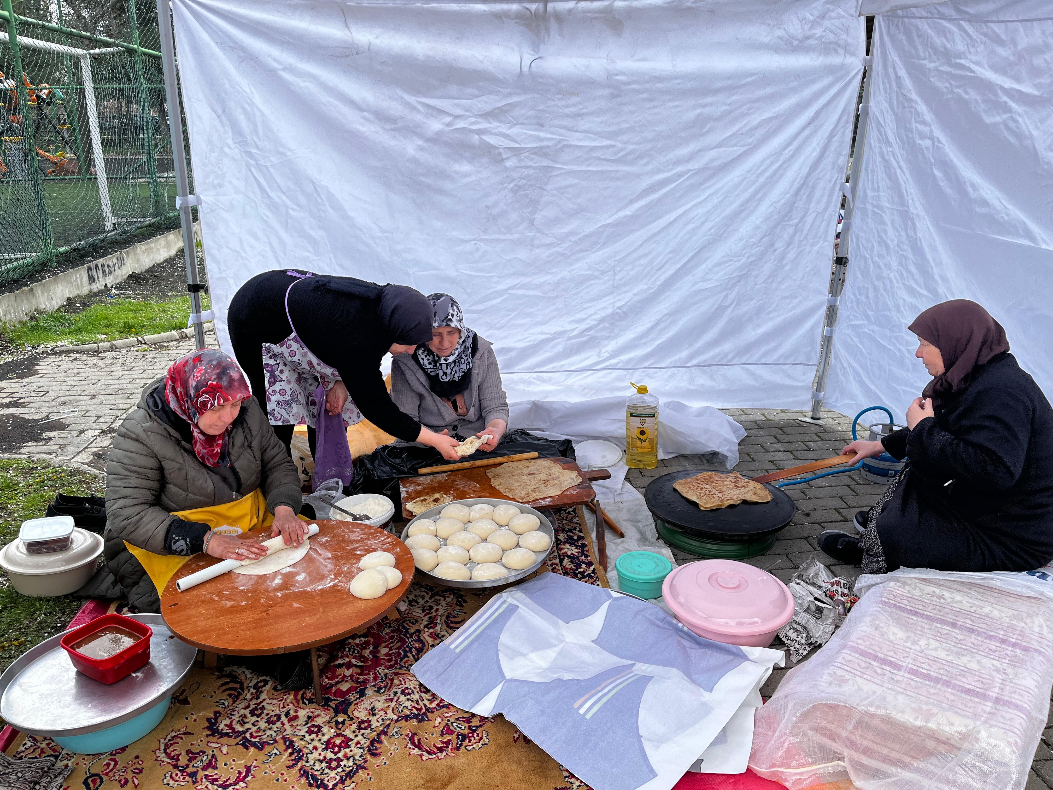 Afyon’da İki Mahalle, Zeynep Erva İçin Tek Yürek Oldular