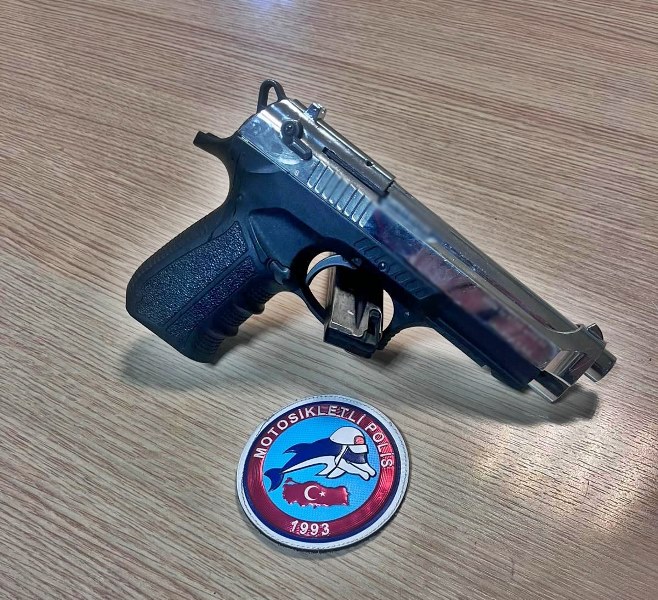 Afyon’da Suçlulara Nefes Yok: Bir Haftada 23 Aranan Şahıs Yakalandı!