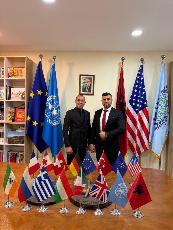 Öksüm ve Pala Uluslararası Görevde!