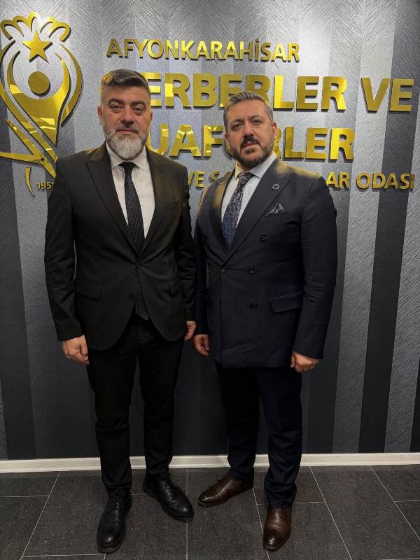 Anahtar Parti’den Berberler ve Kuaförler Odası’na Ziyaret