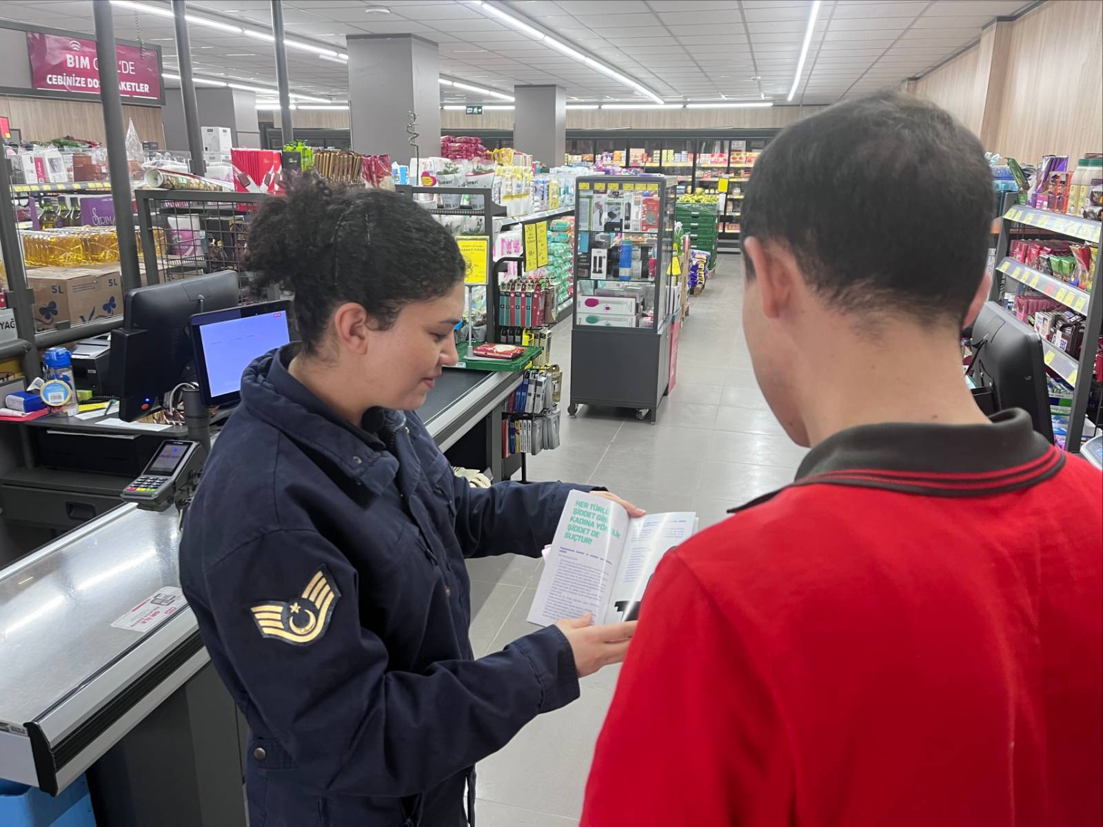 Jandarmadan Bolvadin’de Hem Bilgilendirme Hem Okul Mesaisi