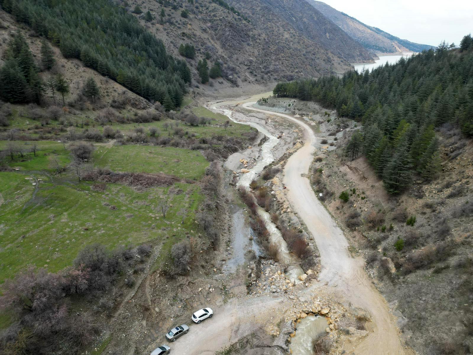 Çay Barajı’nda Ürküten Manzara