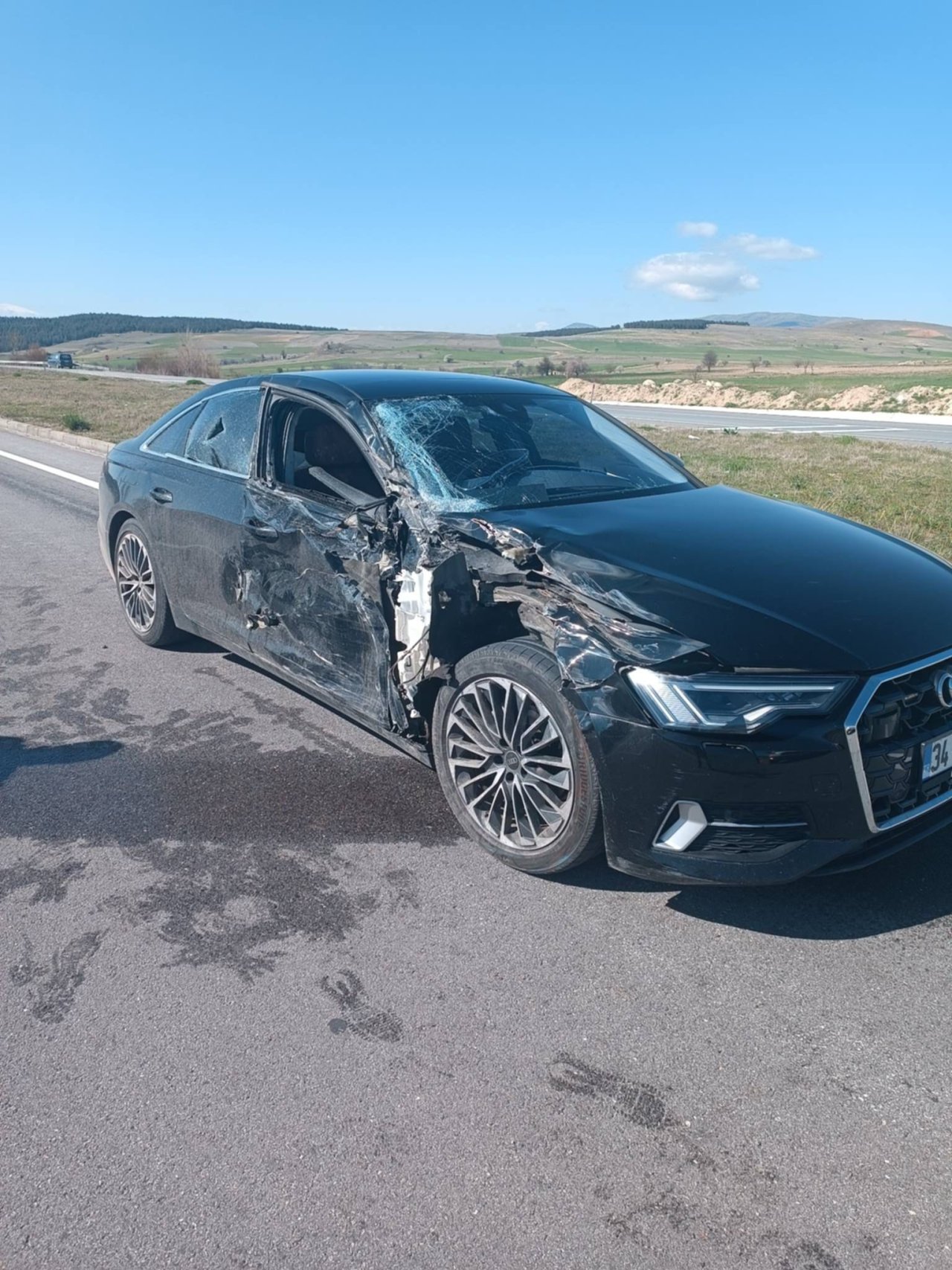 Afyonkarahisar'da Otomobille Patpat Çarpıştı: Yaralılar Var