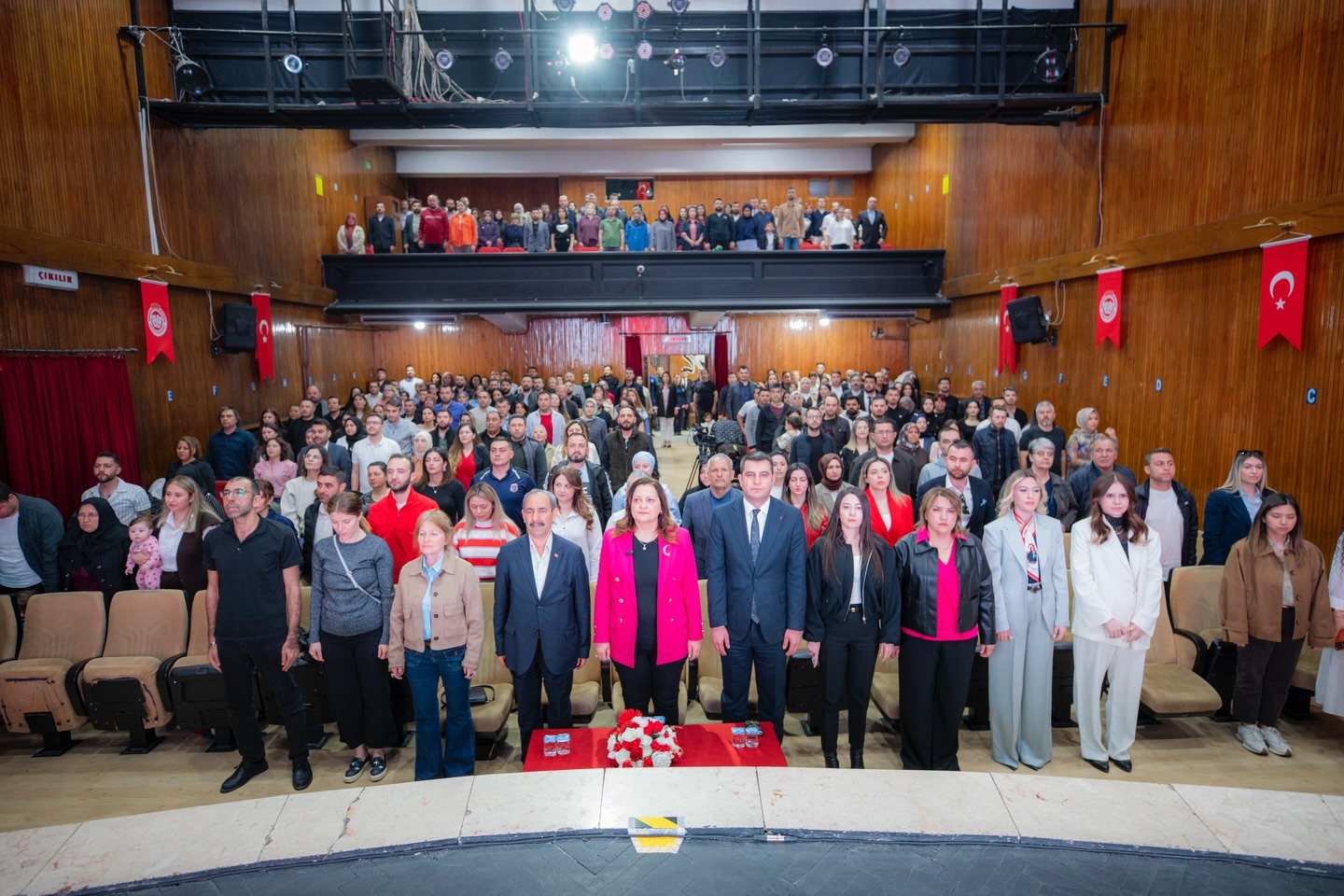 Başkan Köksal, 23 Nisan Coşkusunu Çocuklarla Paylaştı