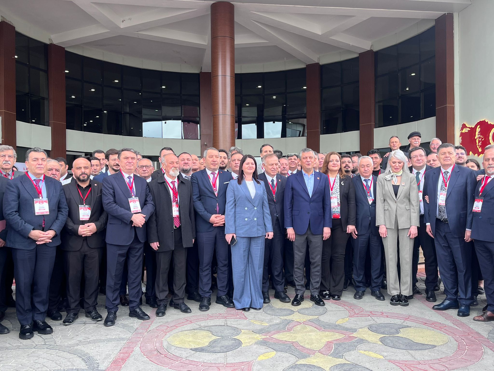 CHP Lideri Özel: “İftiraların Parasına Afyon Sucuğu Dağıtacağım”