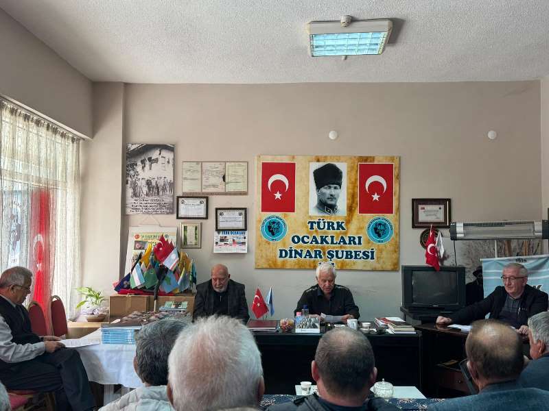 Dinar’da Basına Vefa Gecesi: Yarım Asrı Aşan Emek Alkışlandı