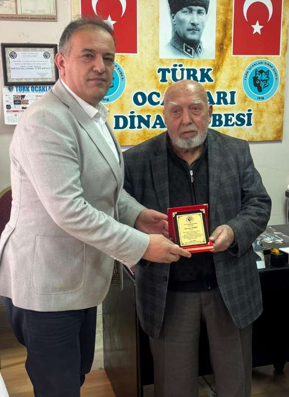 Dinar’da Basına Vefa Gecesi: Yarım Asrı Aşan Emek Alkışlandı