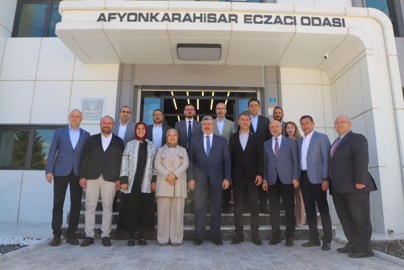 Eczacılar Odası’ndan Özkaya’ya Özel Teşekkür