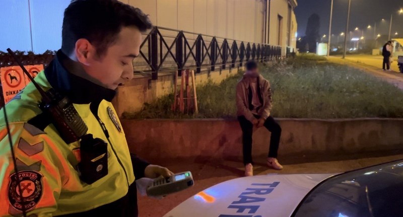 Ehliyeti Kaptırınca Ağladı