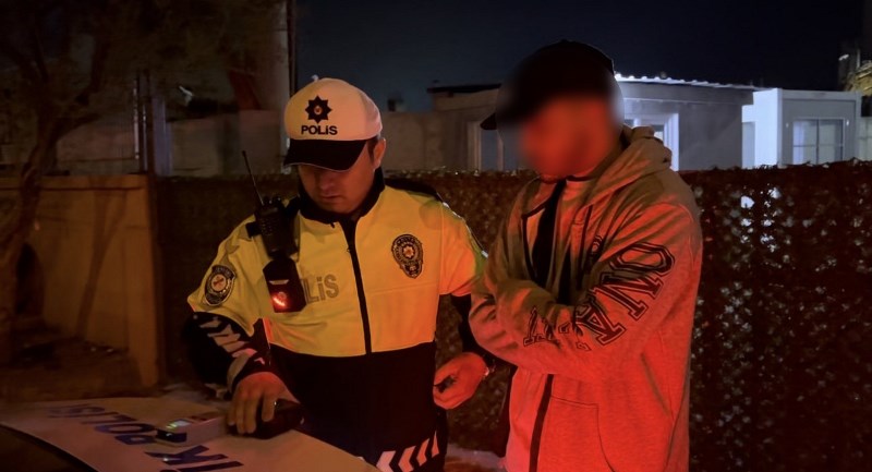 Ehliyeti Kaptırınca Ağladı