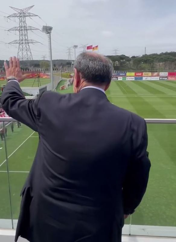 Florya’da Şampiyonluk Yemini! Taraftar ve Yönetim Tek Ses: “Yola Devam!”