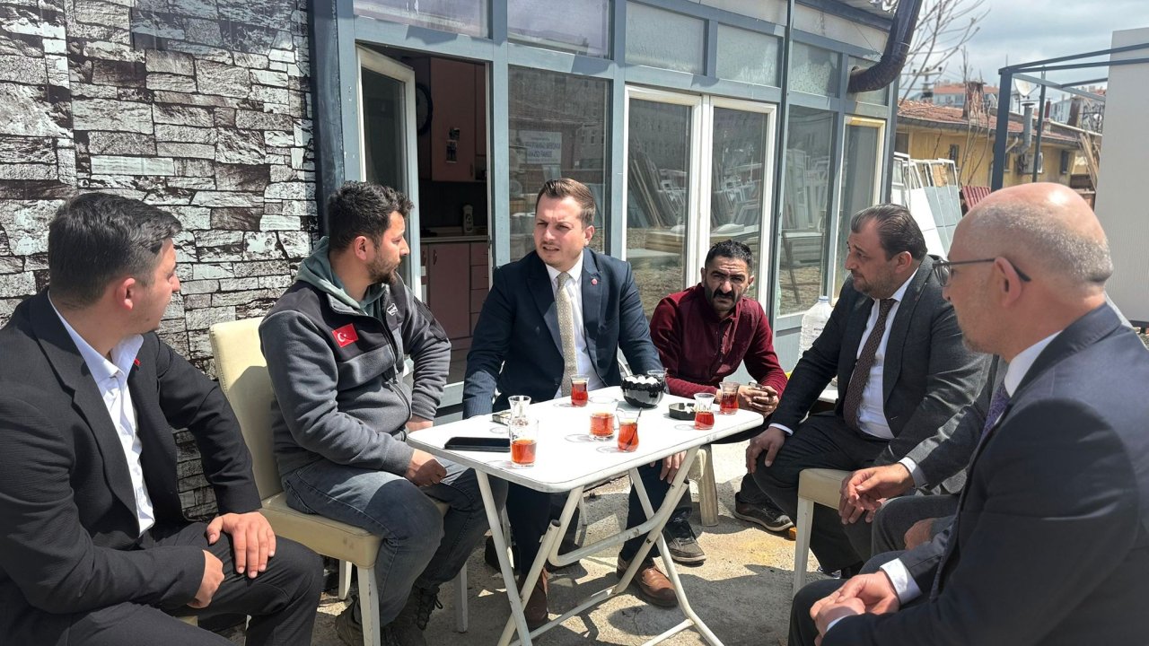 "Esnafın 7200 Prim Günü Mağduriyeti Hemen Giderilmeli"