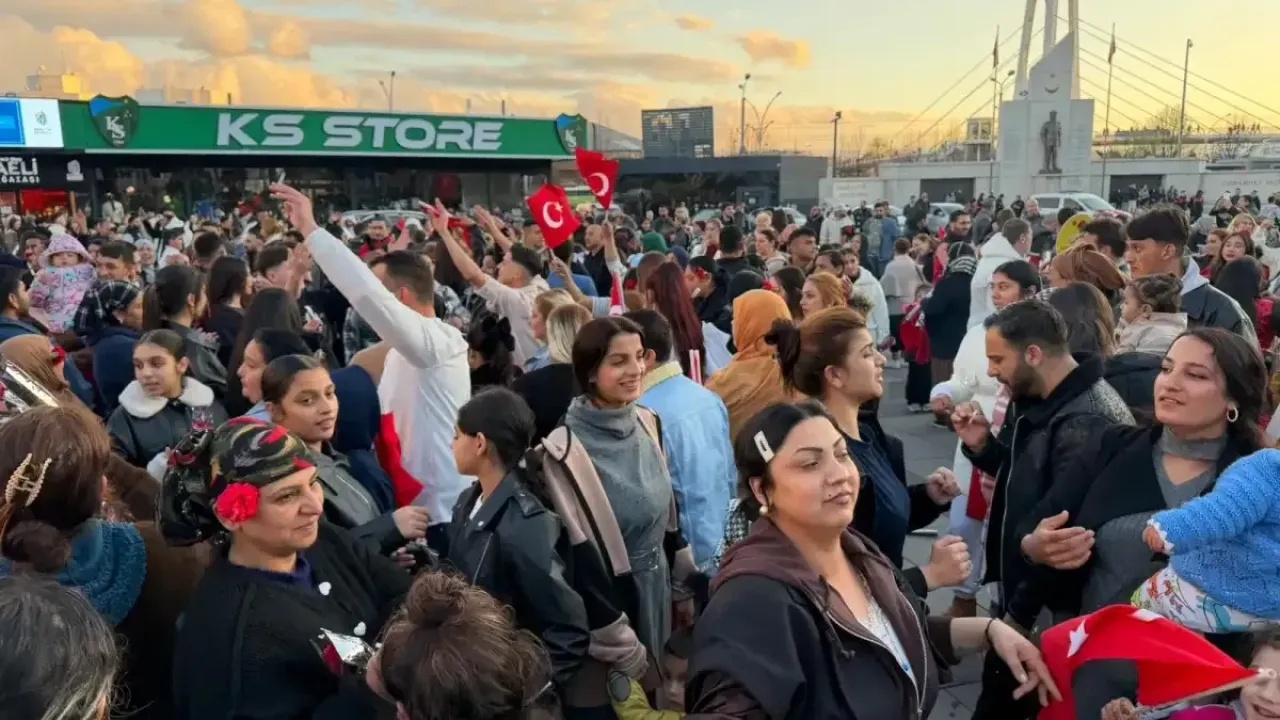 İzmit’te Dünya Romanlar Günü Coşkuyla Kutlandı