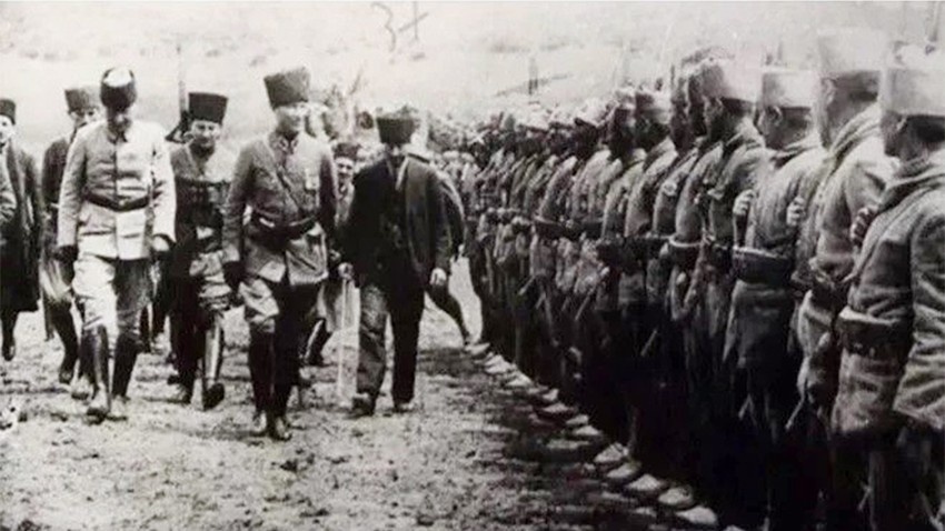 Atatürk’ün Çanakkale’deki Tarihi Emri Ortaya Çıktı: “Siperde Uykuya Yer Yok”