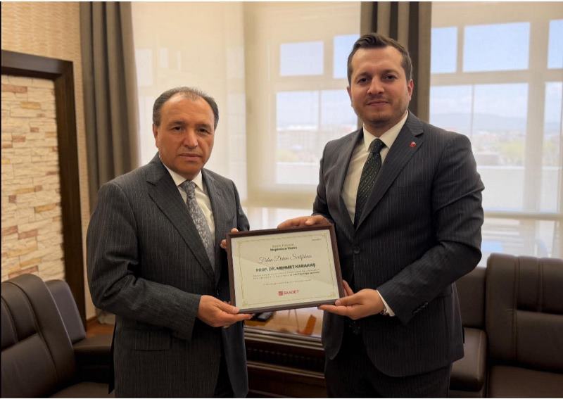 Karataş’tan AKÜ’ye Ziyaret